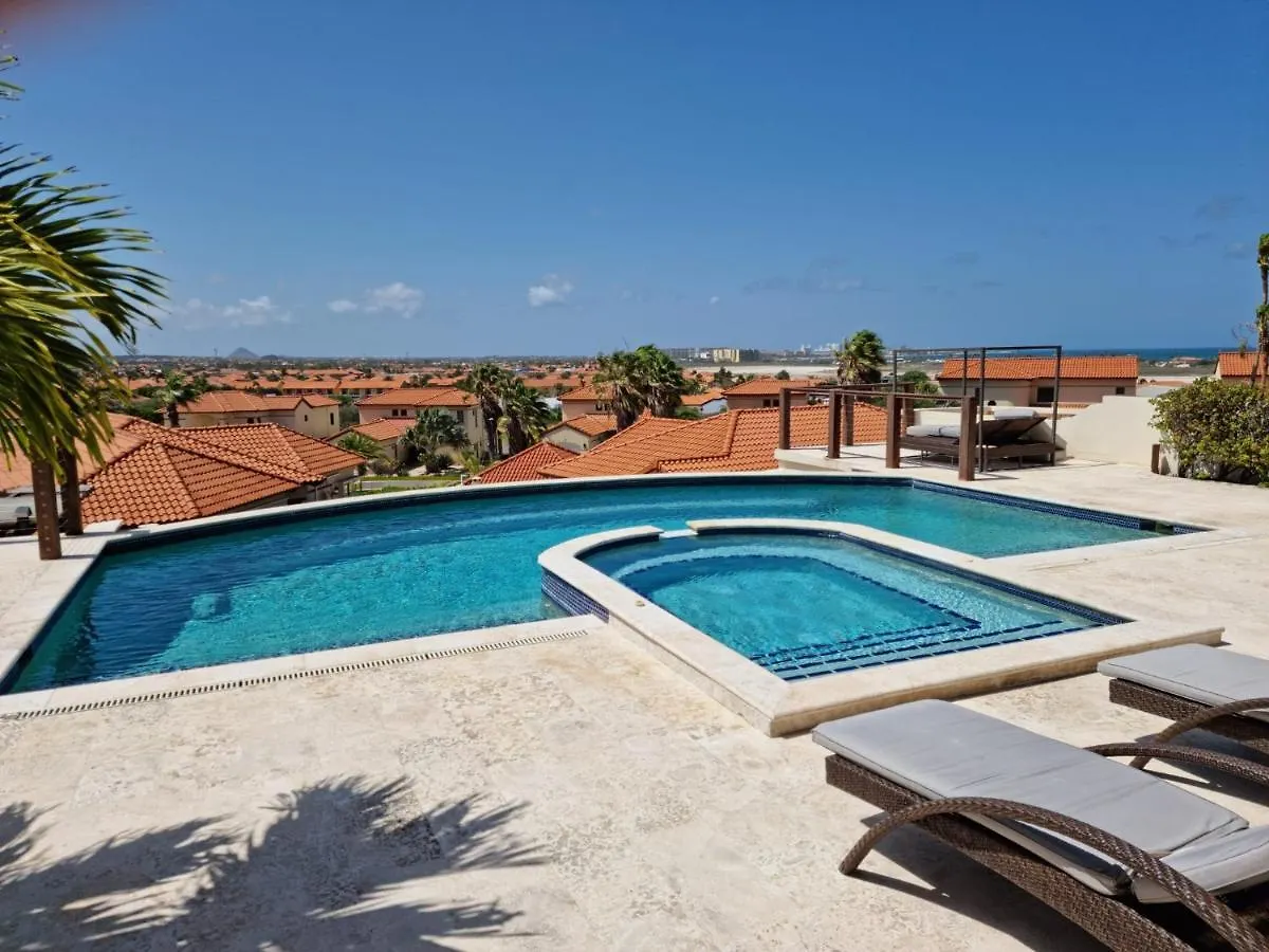 Luxurious House With Private Pool In Tierra Del Sol Resort&Golf Palm Beach Aruba